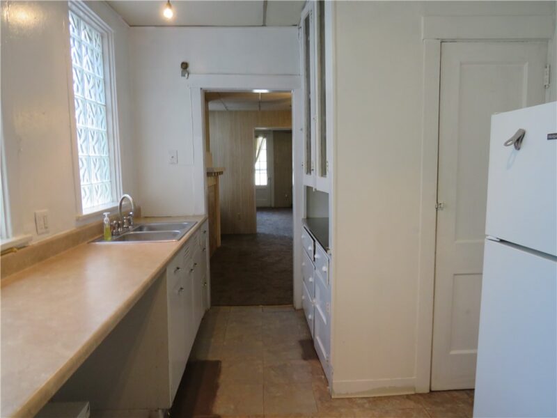 162 Parkfield St — photo 5
