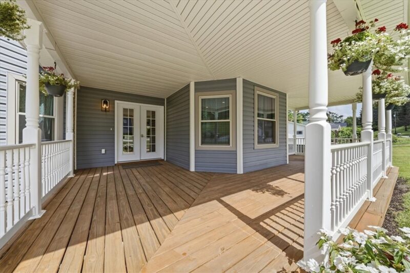 217 Country Club Road — photo 2