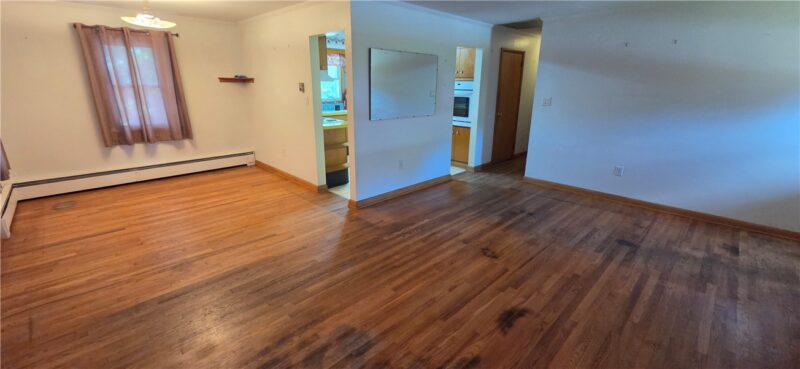 451 W Fairview St — photo 4