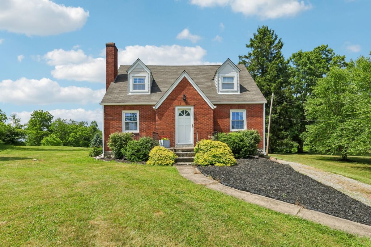 1770 Locust ROAD — photo 1