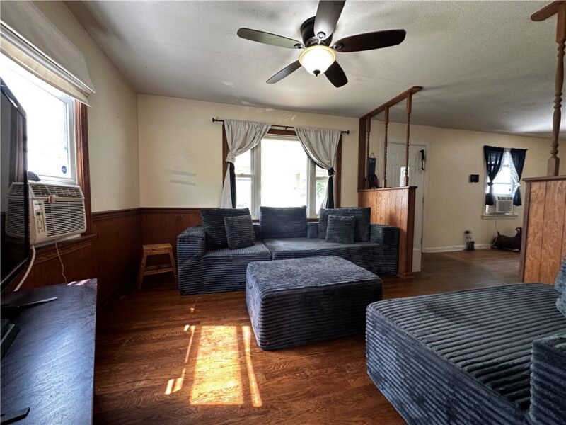 633 Crowder Ave — photo 4