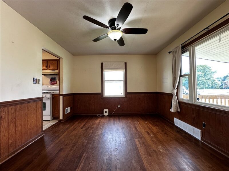 633 Crowder Ave — photo 5
