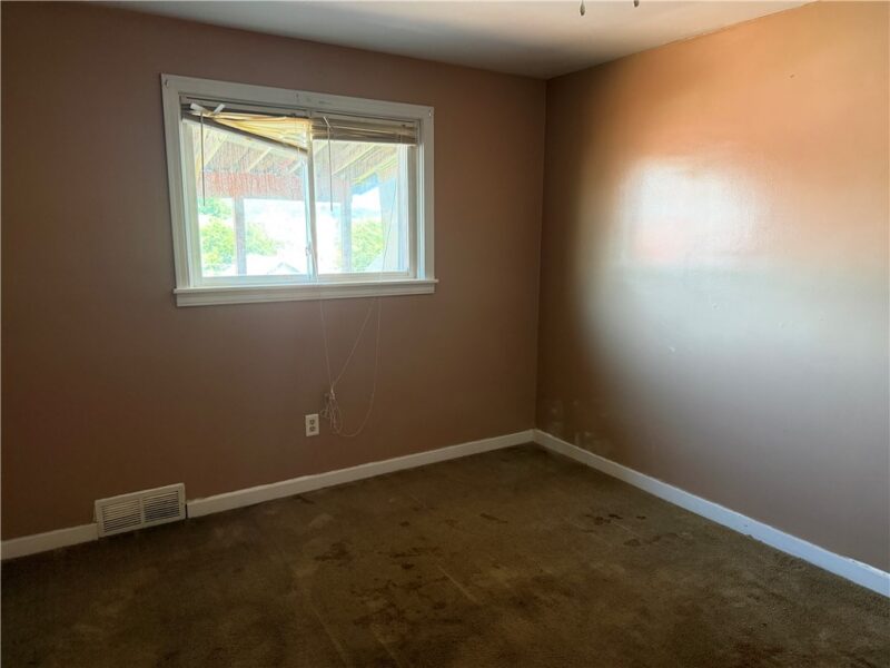 218 Meadow Ave — photo 6