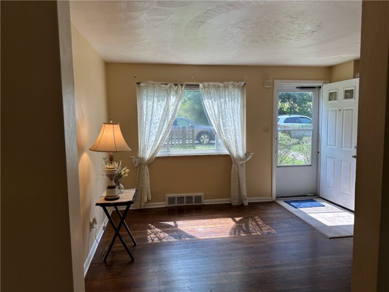449 Hochberg Road — photo 3