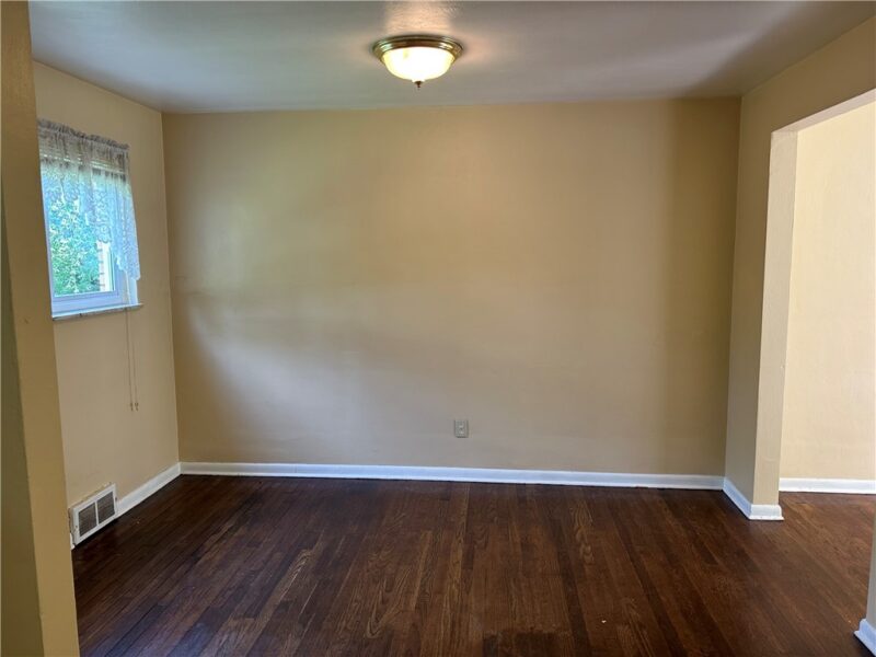 449 Hochberg Road — photo 6