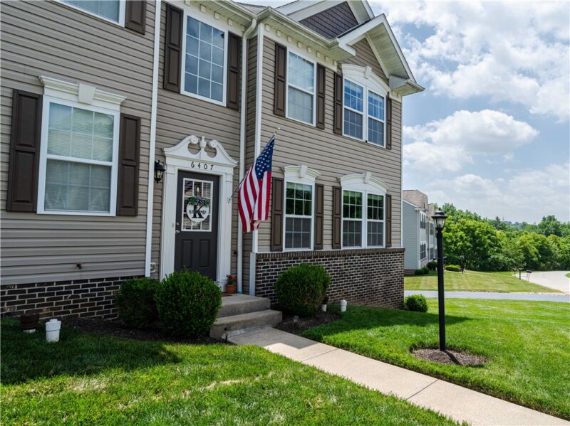 6407 Lindsey Ln — photo 2