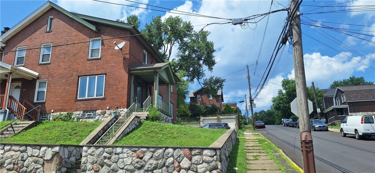 549 Howard — photo 1