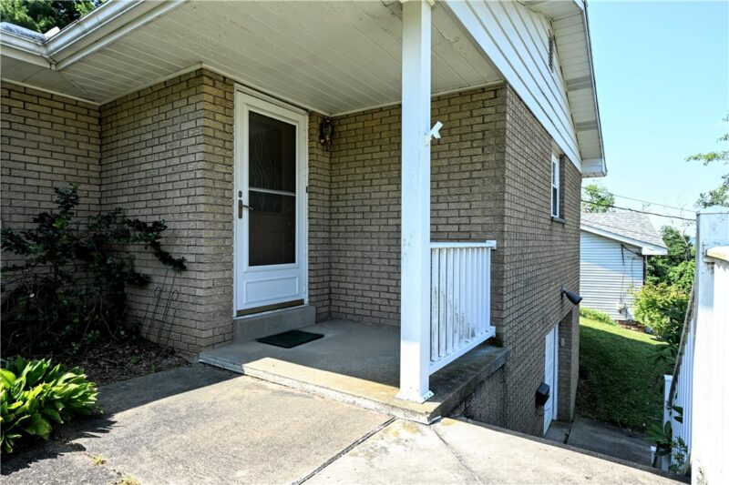 20 JEFFERSON DRIVE — photo 4