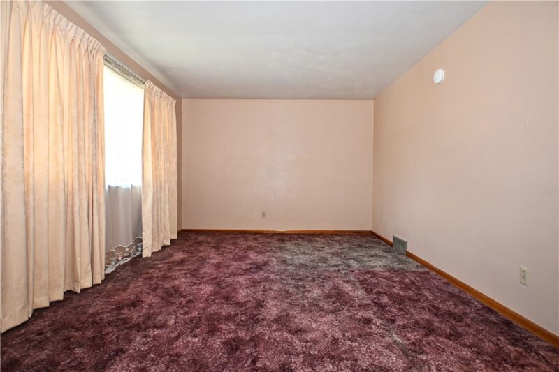 20 JEFFERSON DRIVE — photo 8