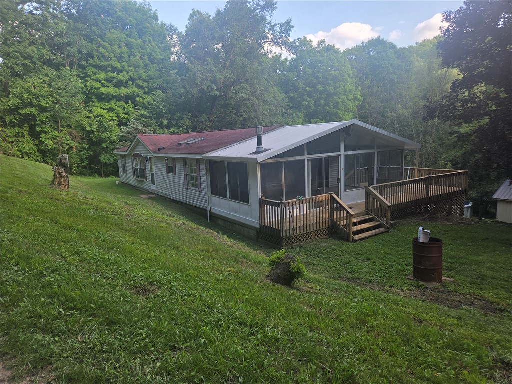 129 Gibson Hill Rd — photo 1