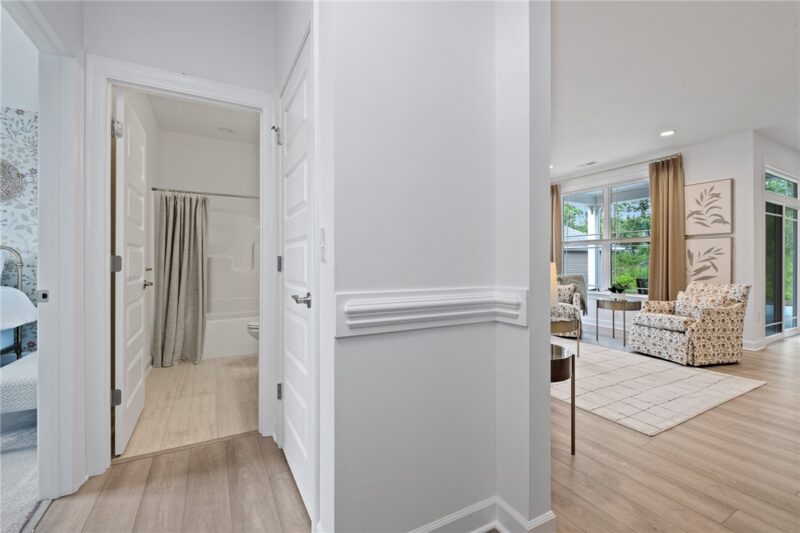 2002 Lakeside Dr — photo 7