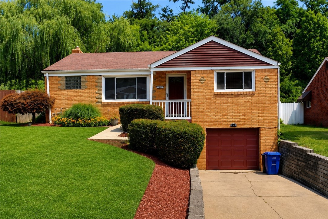 1035 Sanda Dr — photo 1