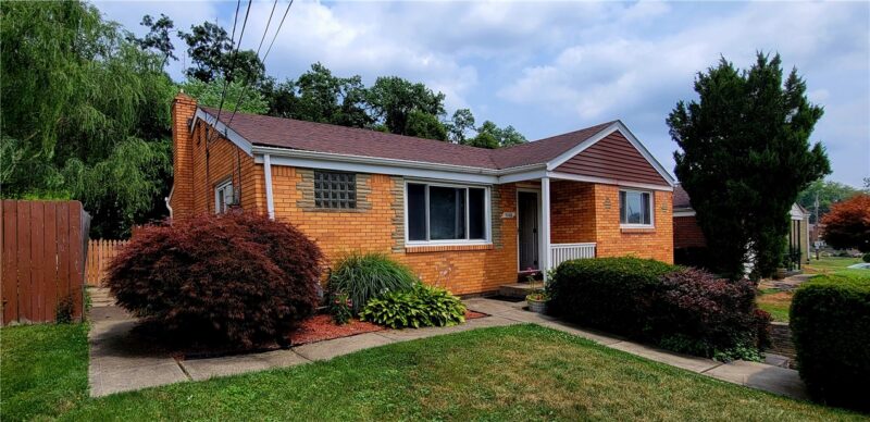 1035 Sanda Dr — photo 2