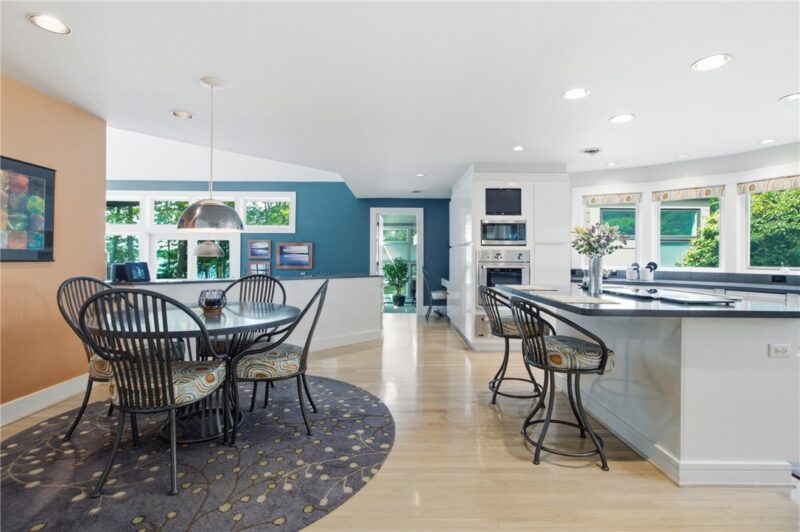11 Canouan Court — photo 3