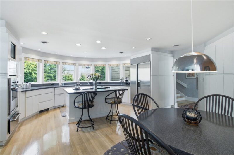 11 Canouan Court — photo 4