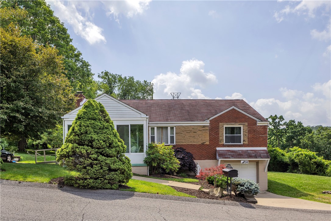 2714 Gould Dr — photo 1