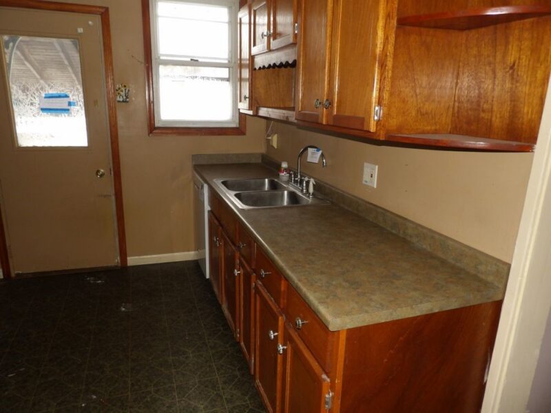 4900 Rochester Rd — photo 3