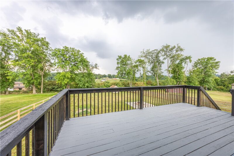111 Mae Ln — photo 4