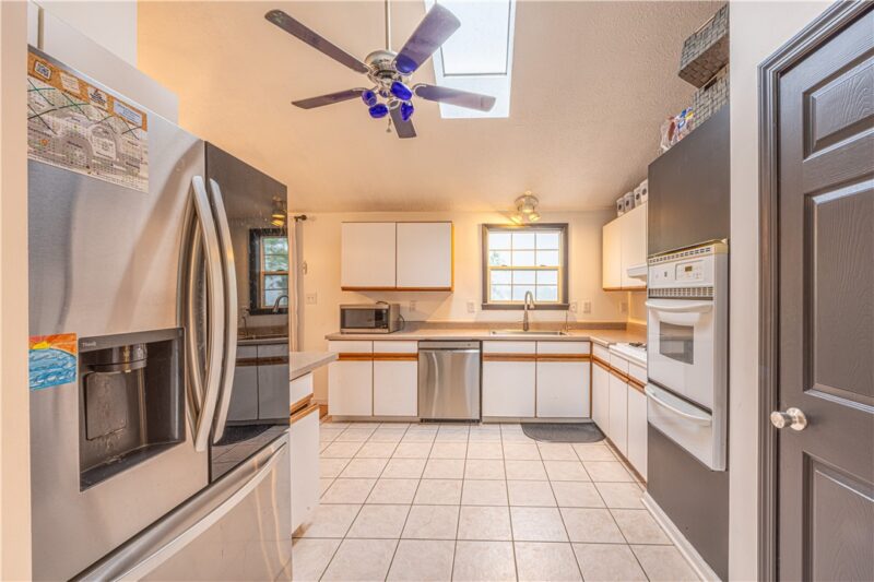 111 Mae Ln — photo 5
