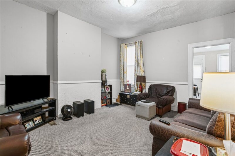 6723 Greenwood Street — photo 5
