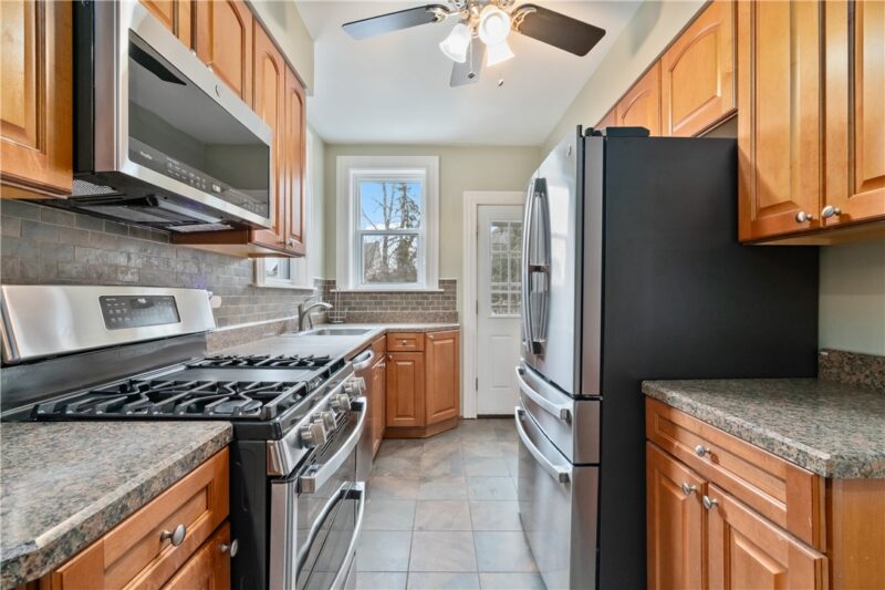 1406 Termon Avenue — photo 7