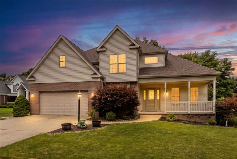 918 Gregory Ct — photo 2