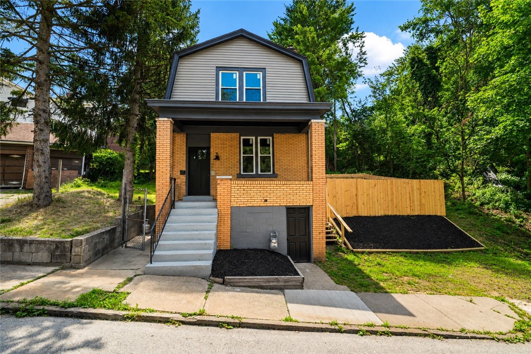 111 Mountain Avenue — photo 1