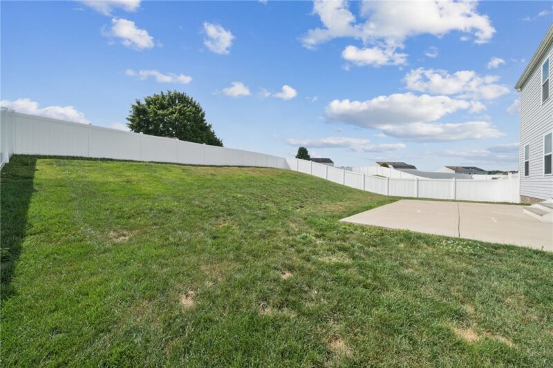 110 Norfolk Dr — photo 4