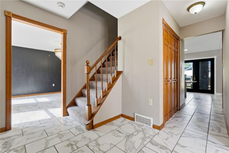 108 Meadow Heights Drive — photo 4