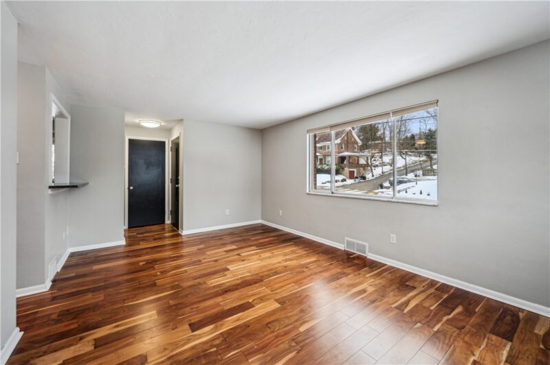 3407 Brighton Rd — photo 5
