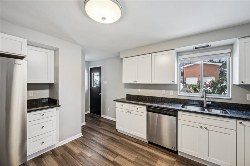 3407 Brighton Rd — photo 6