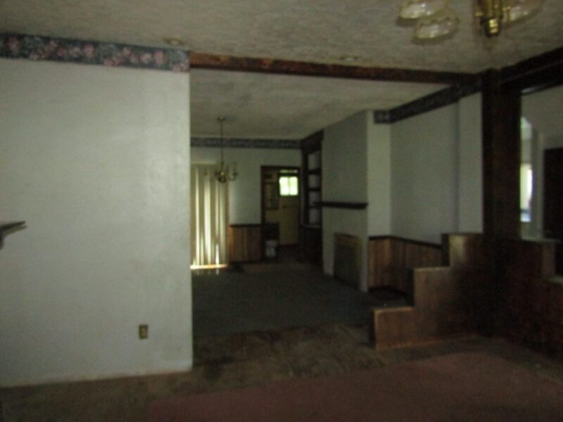 118 Center Ave — photo 7