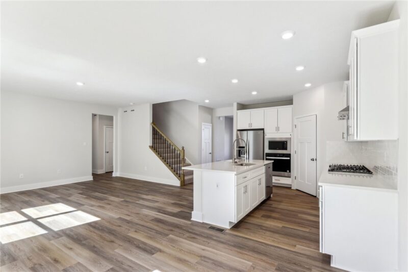 1010 Blueberry Drive — photo 4