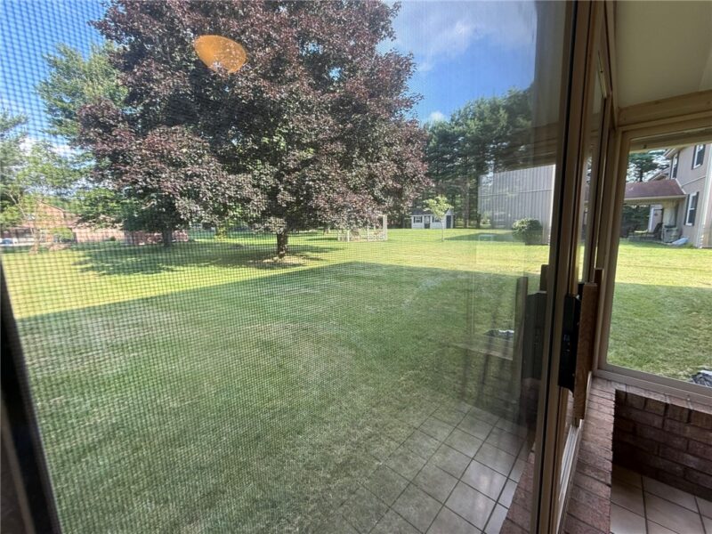 256 Finnin Rd — photo 2