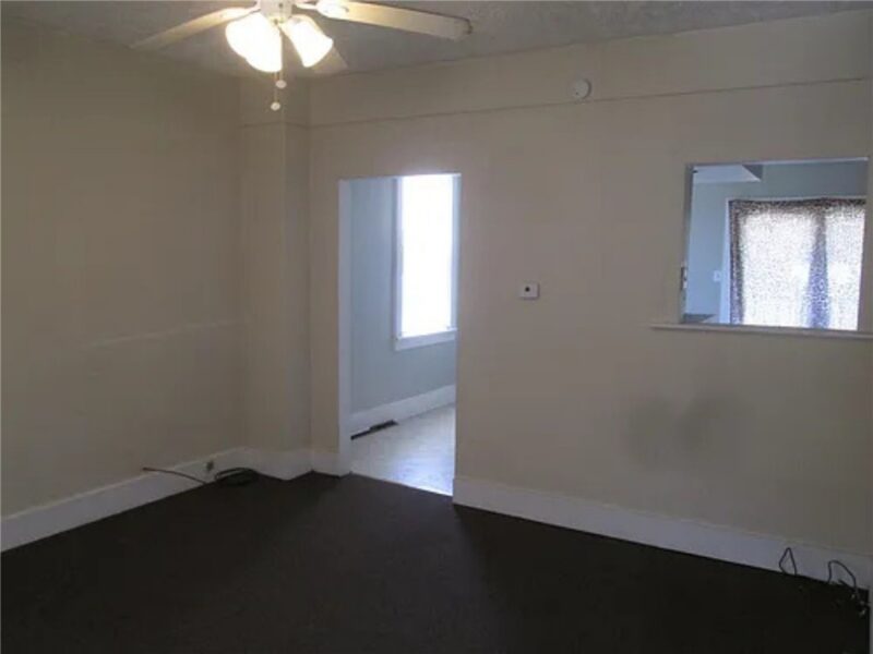 1200 Holmes St — photo 3