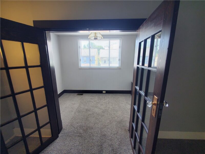 99 Southern Ave — photo 4