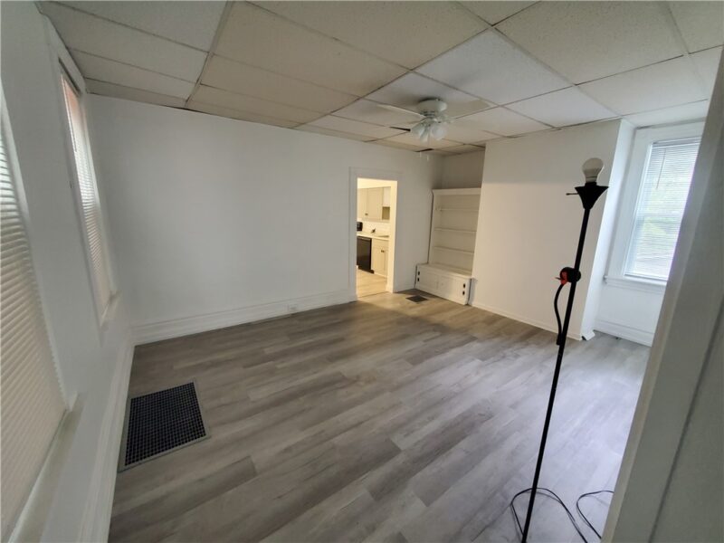 99 Southern Ave — photo 6