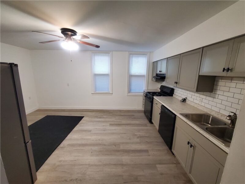 99 Southern Ave — photo 8