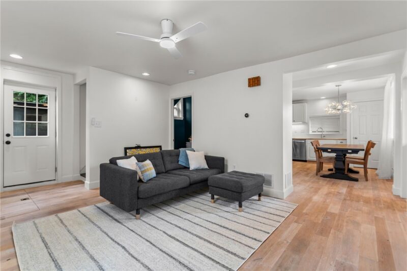 58 Sterling St — photo 2