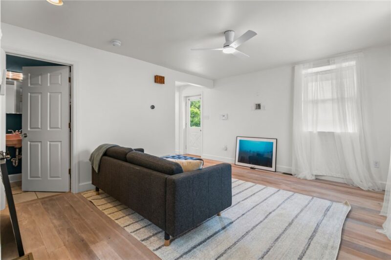 58 Sterling St — photo 5