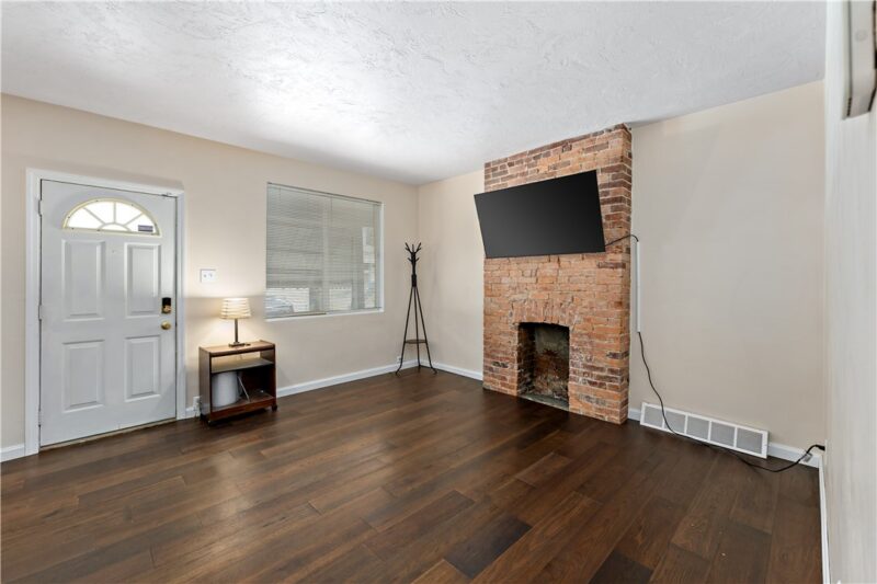 4426 Milgate Street — photo 3