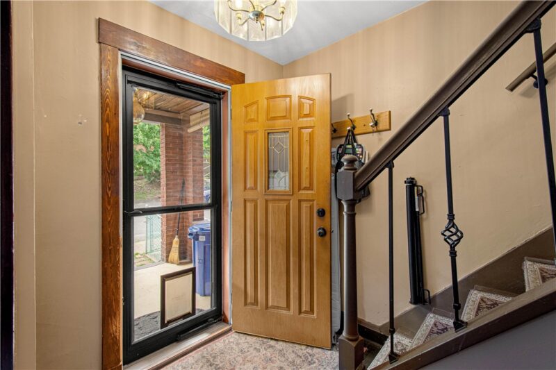 2812 Kenilworth St. — photo 2