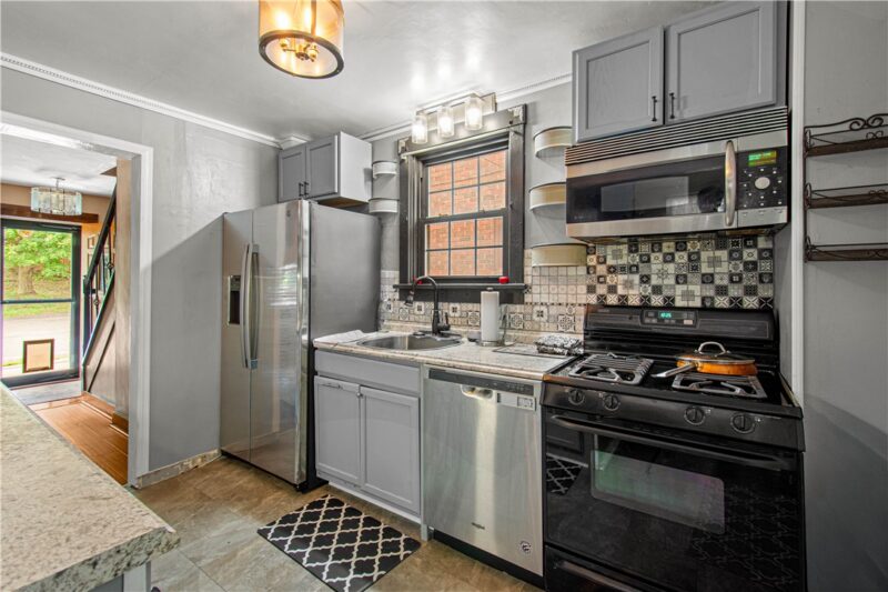 2812 Kenilworth St. — photo 8