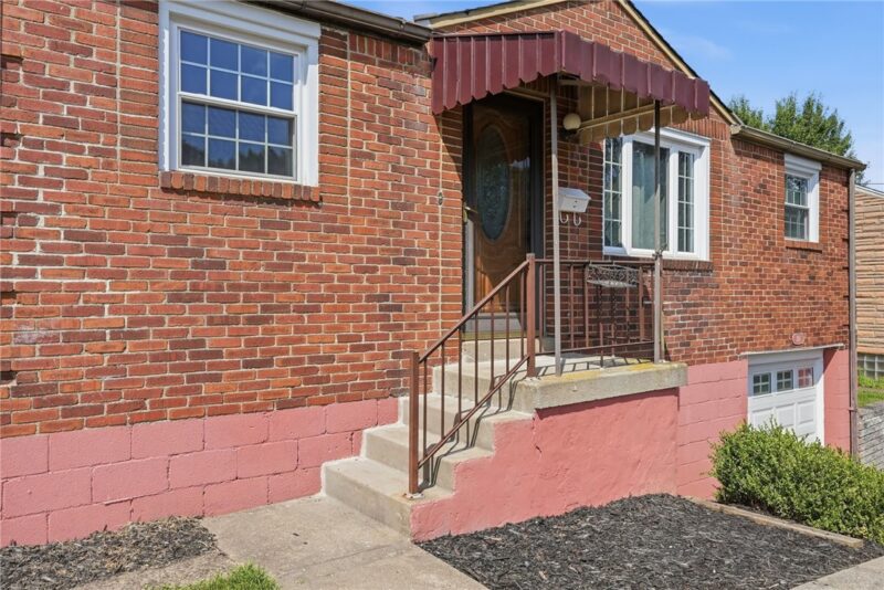 181 Castle Road — photo 3