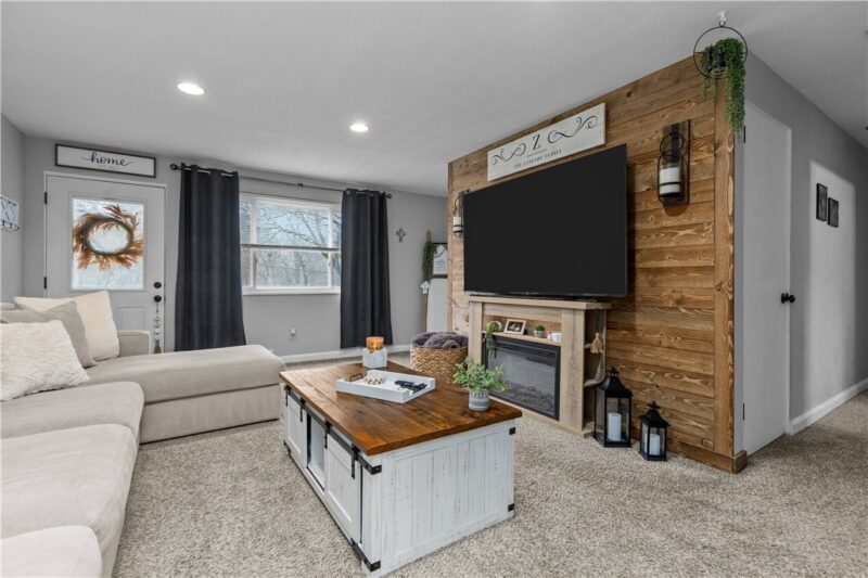 3513 W Stag Drive — photo 7