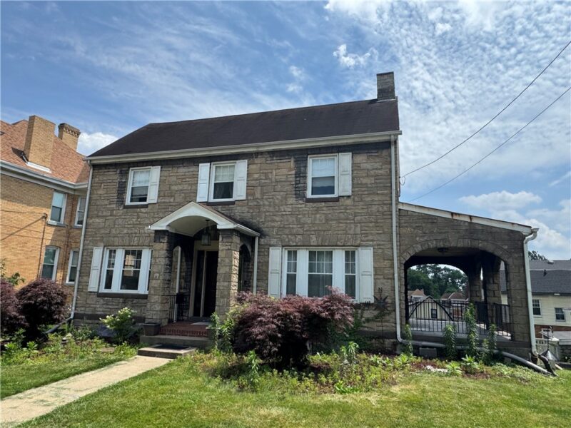 79 Grant Ave — photo 2