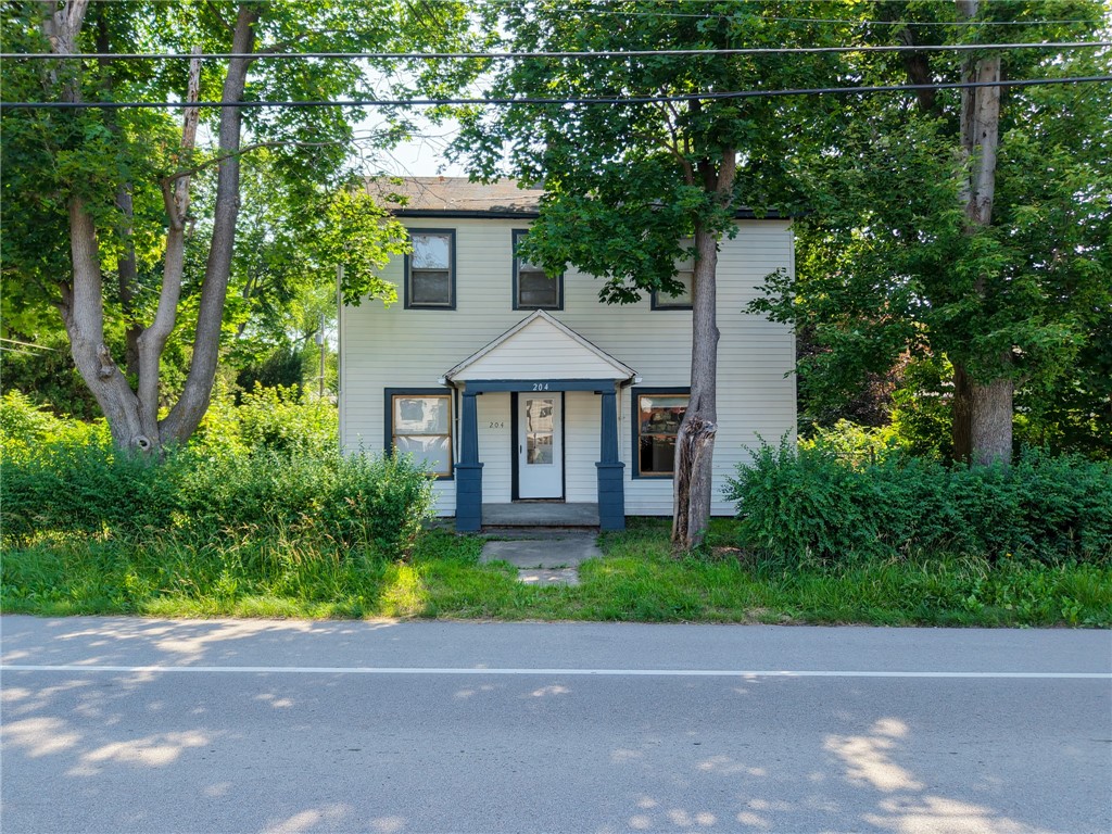 204 Clarksville St — photo 1
