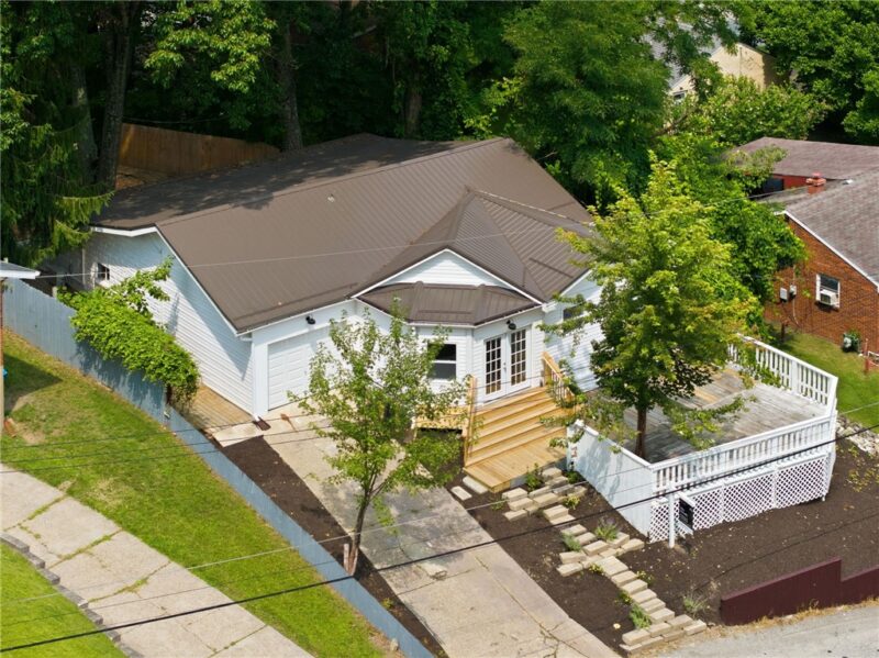 108 Lewis Dr — photo 2