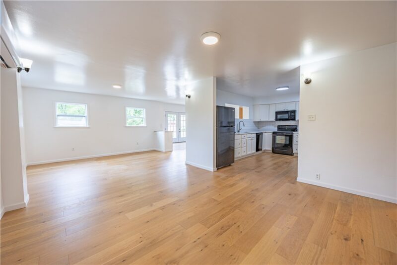 108 Lewis Dr — photo 4