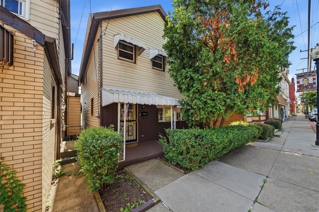 443 Carothers Ave. — photo 1